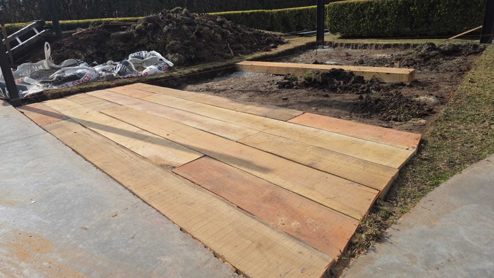 Galería con cielorraso de madera — Proceso de obra